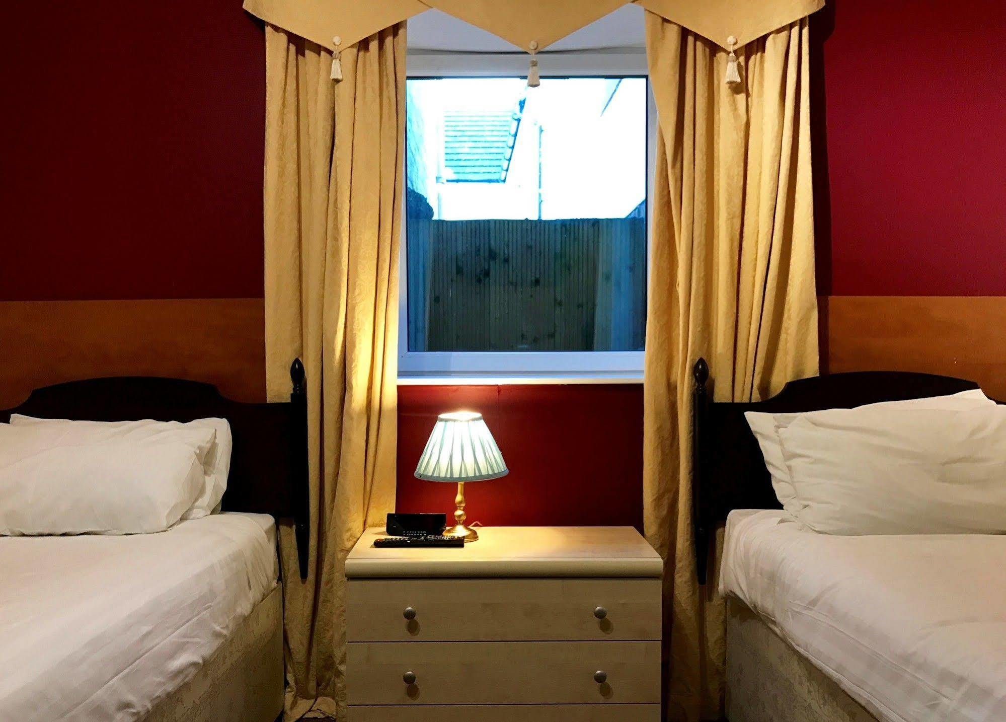 Glenlossie Guest House Dumfries Exteriör bild
