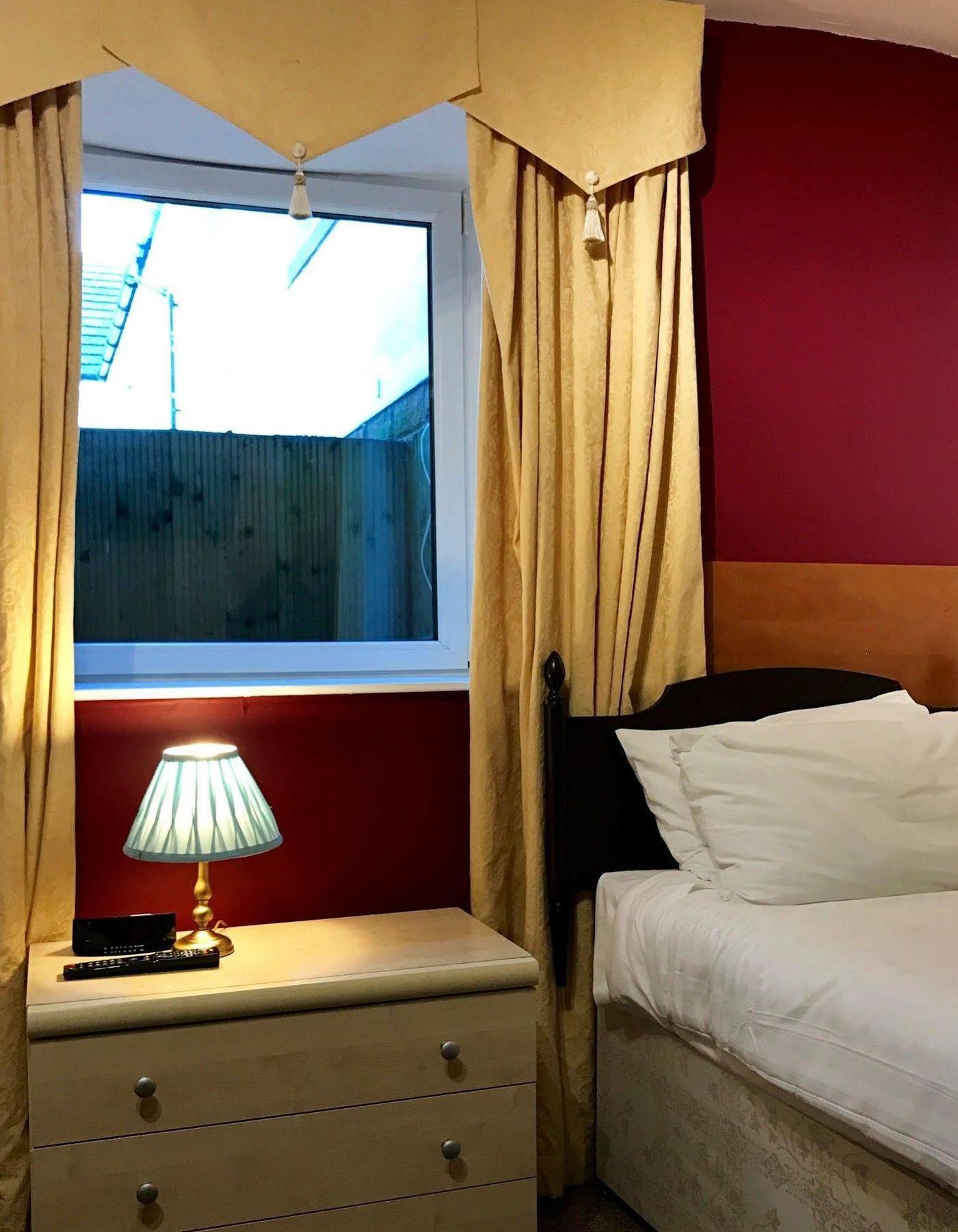 Glenlossie Guest House Dumfries Exteriör bild