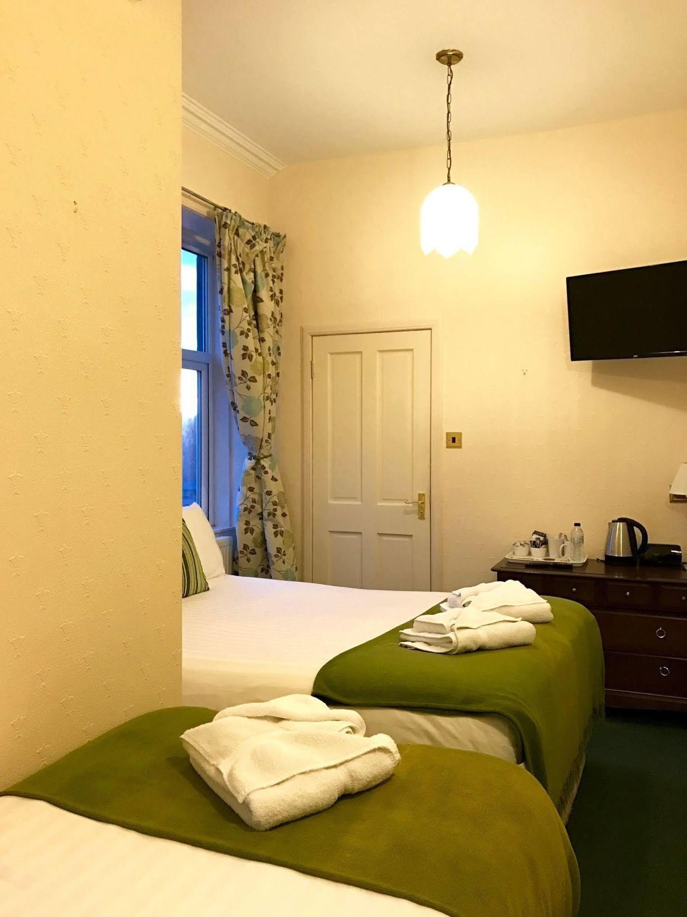 Glenlossie Guest House Dumfries Exteriör bild